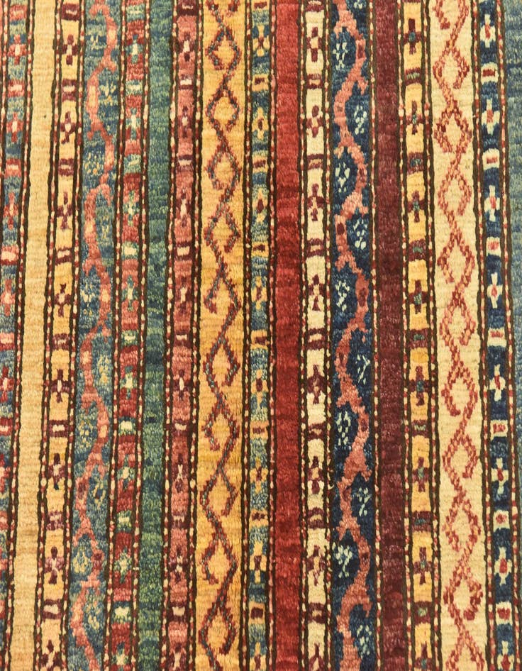 Detail image of 5' x 6' 4 Hand Knotted Ariana Ziegler Rug