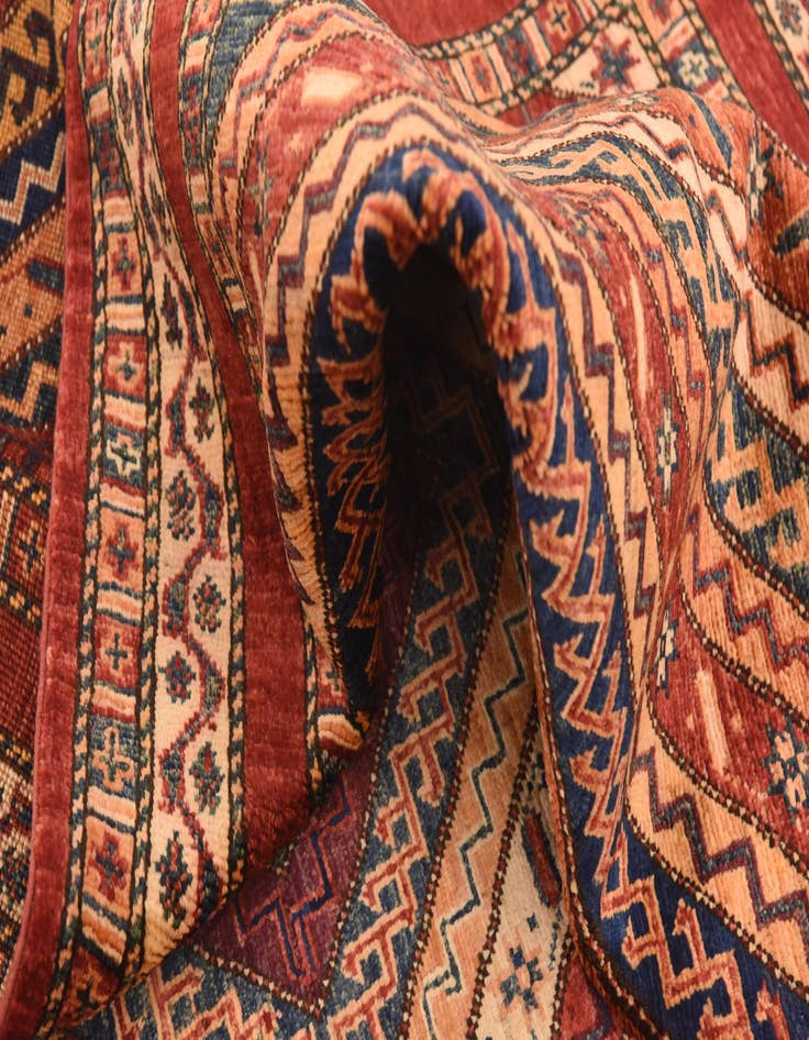 Detail image of 5' 6 x 7' 9  Hand Knotted Ariana Ziegler Rug