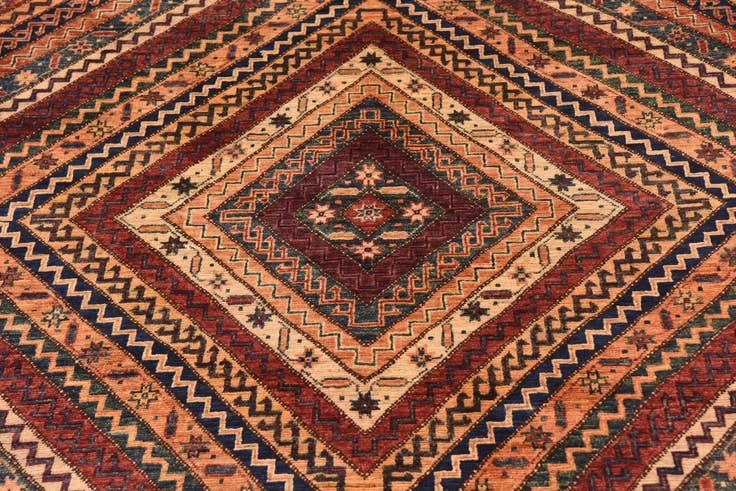 Detail image of 5' 6 x 7' 9 Hand Knotted Ariana Ziegler Rug
