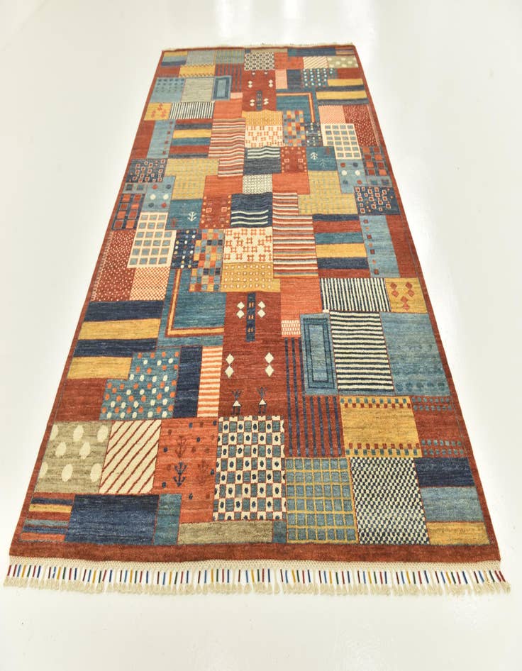 Detail image of 6' 8 x 9' 10 Hand Knotted Ariana Ziegler Rug