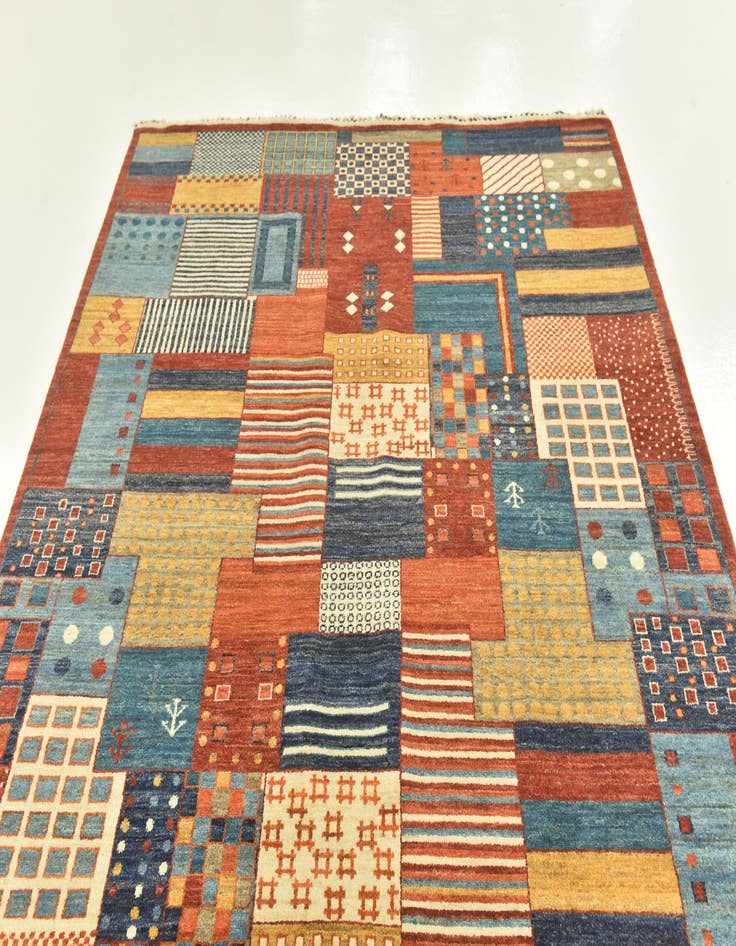 Detail image of 6' 8 x 9' 10 Hand Knotted Ariana Ziegler Rug