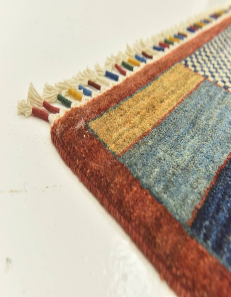 Detail image of 6' 8 x 9' 10  Hand Knotted Ariana Ziegler Rug