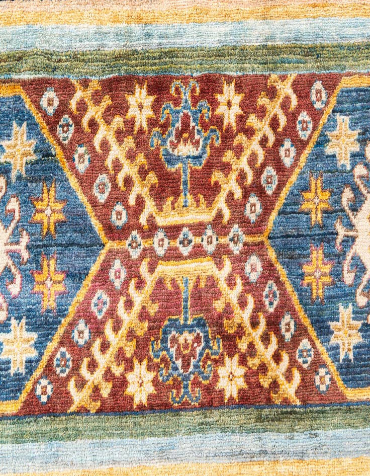 Detail image of 6' 6 x 9' 7  Hand Knotted Ariana Ziegler Rug