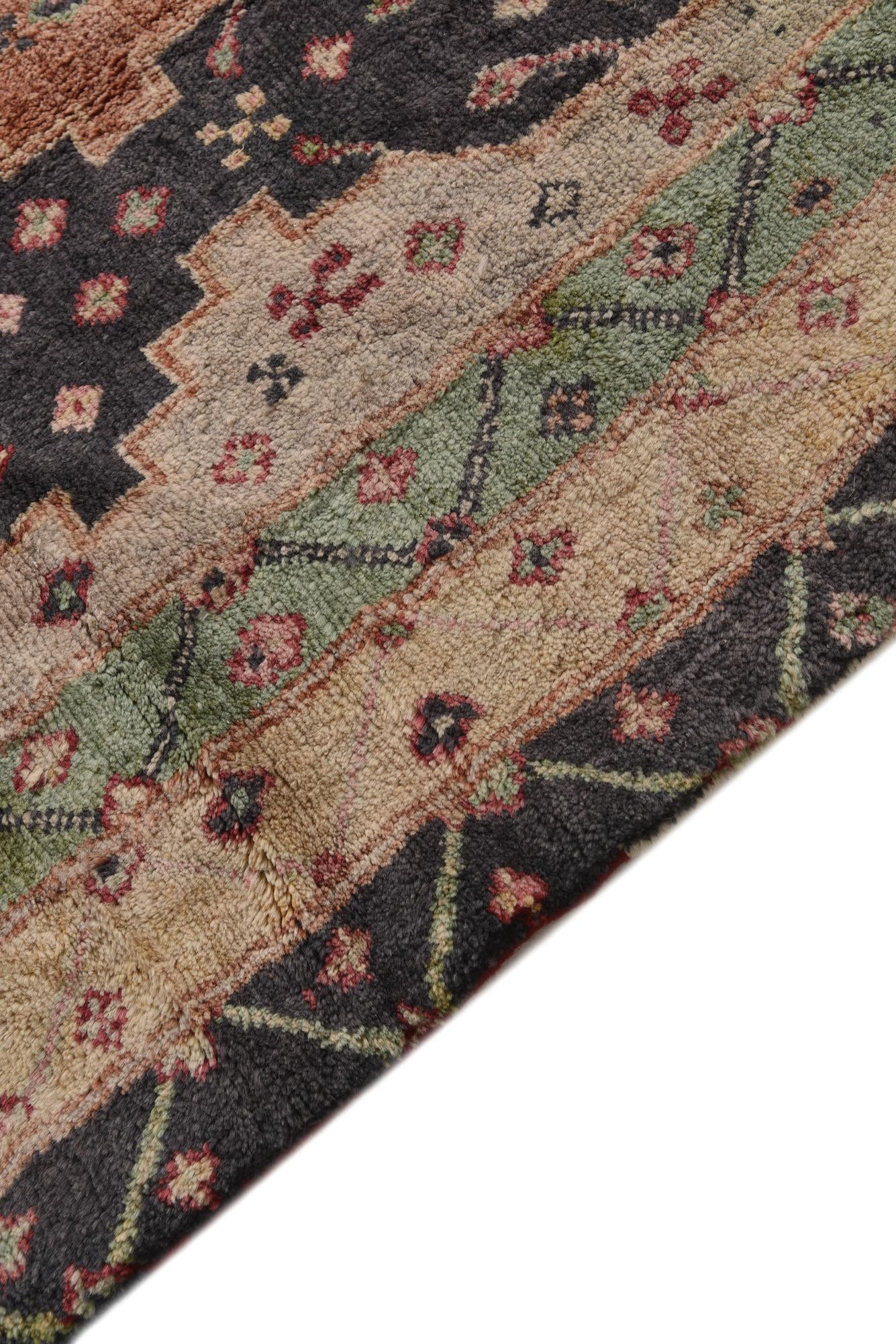 6' 8 x 10' Hand Knotted Ariana Ziegler Wool Rug