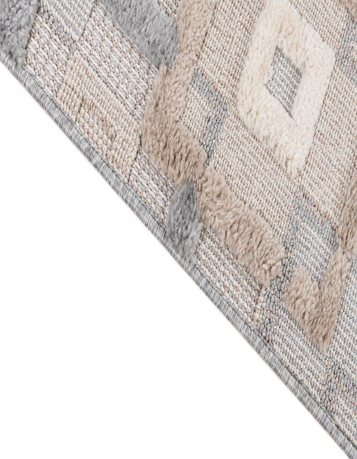 Detail image of 5' 2 x 7' 8 Arlo Rug