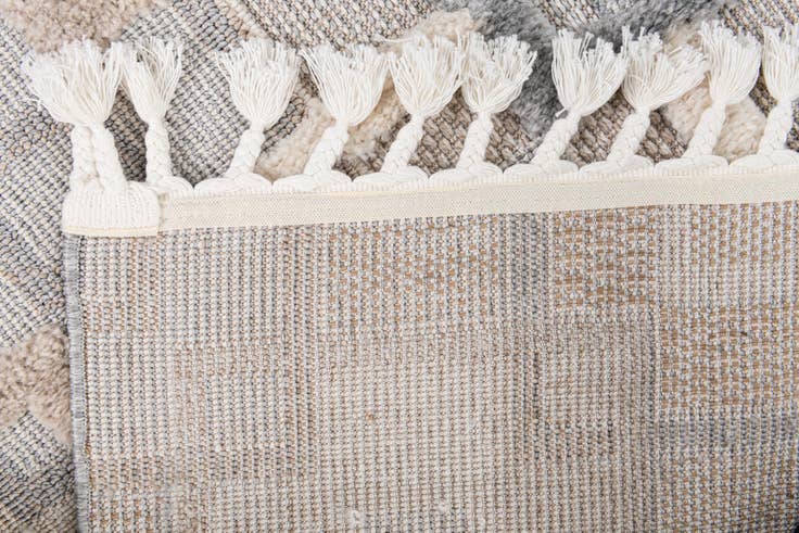 Detail image of 5' 2 x 7' 8 Arlo Rug