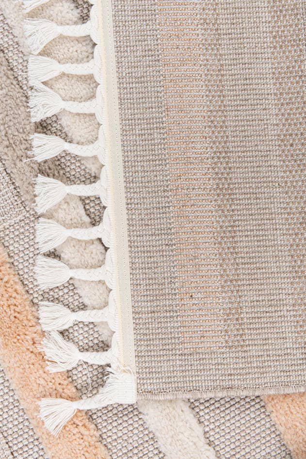 Detail image of 5' 2 x 7' 8 Arlo Rug