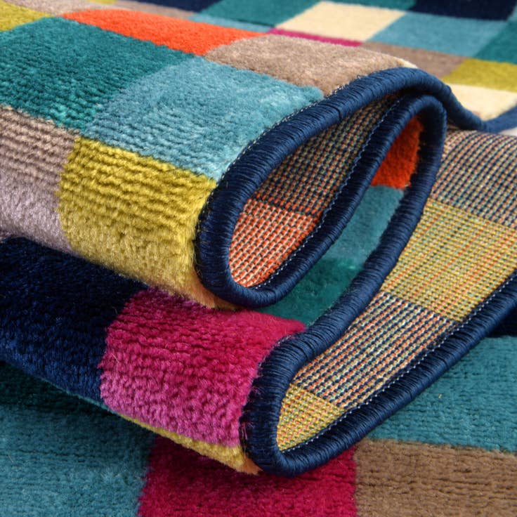 Detail image of 2' x 3' Azalea Rug