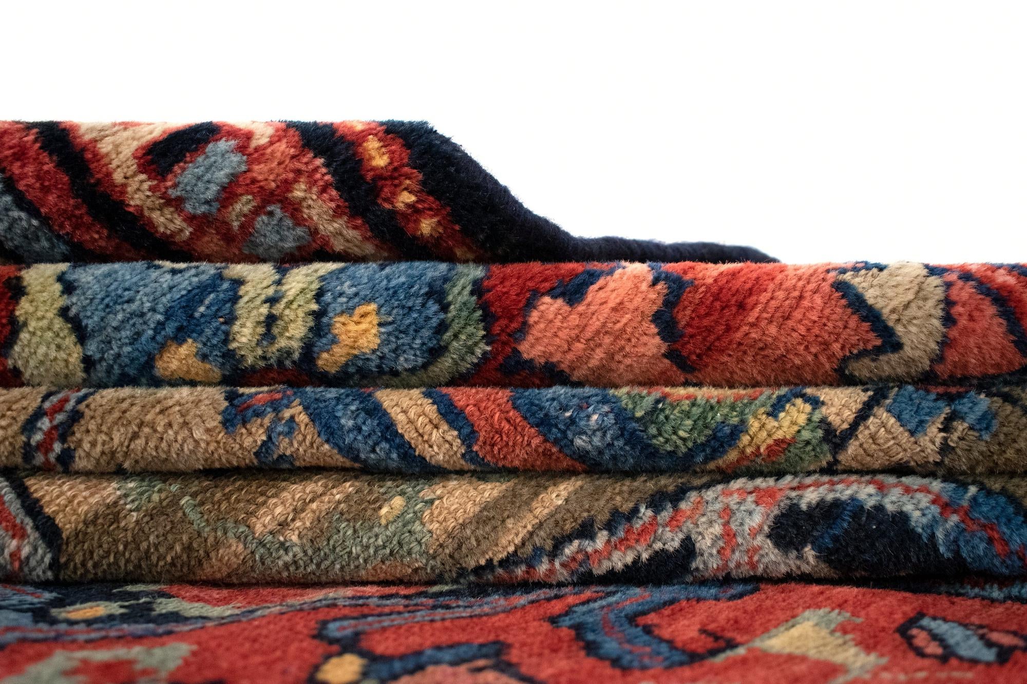 11' 10 x 17' 11 Hand Knotted Bachtiar Persian Wool Rug