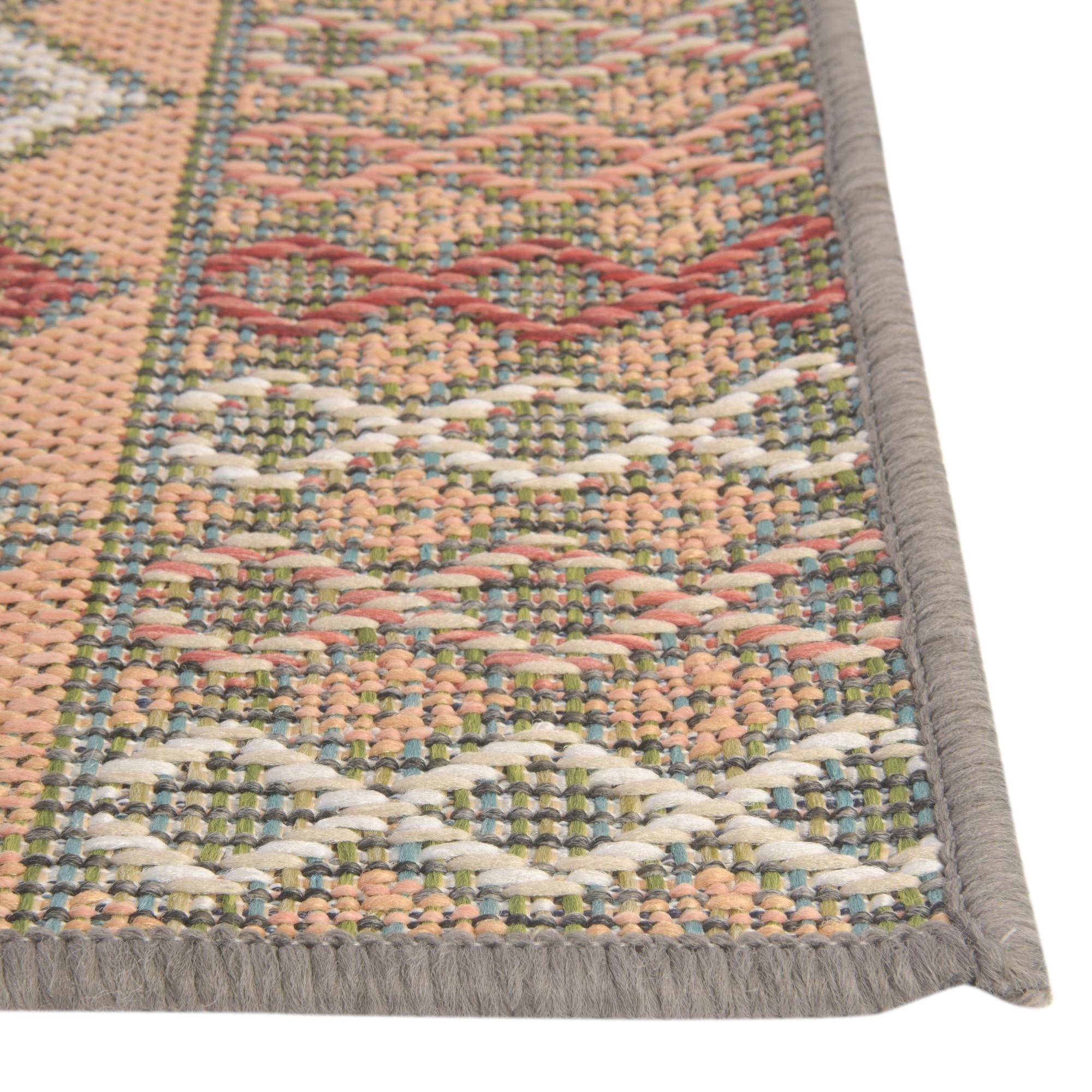 5' 3 x 7' 7 Easy-Clean Baja Indoor / Outdoor Rug