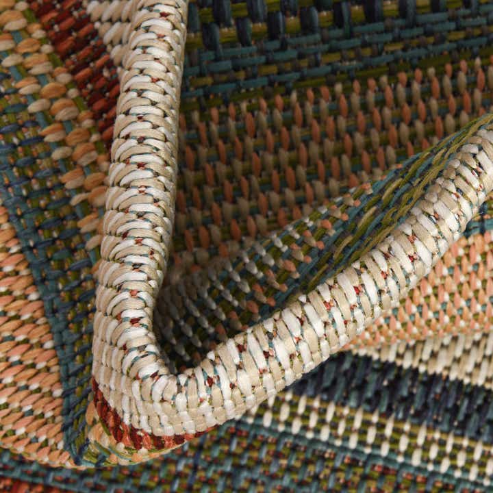 4' x 6' Easy-Clean Baja Indoor / Outdoor Rug