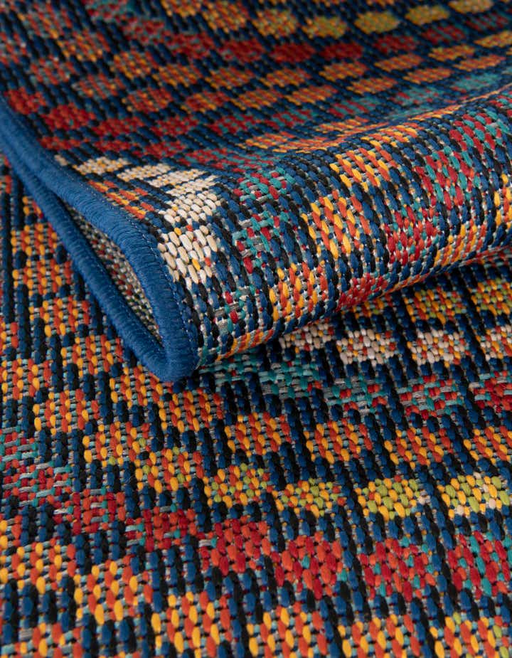 5' 3 x 8' Easy-Clean Baja Indoor / Outdoor Rug