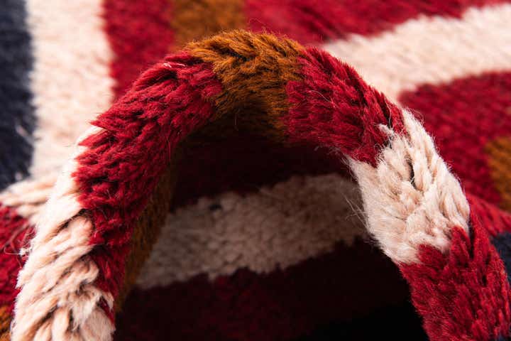 2' 9 x 4' 8 Hand Knotted Balouch Persian Wool Rug