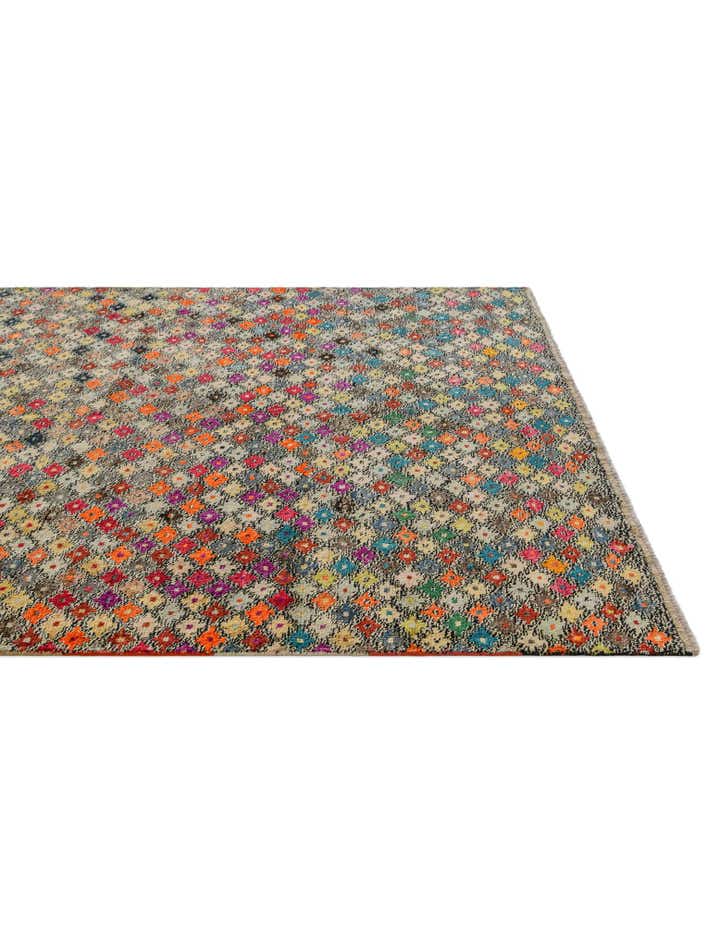 5' 8 x 8' 2 Hand Knotted Balouch Wool Rug