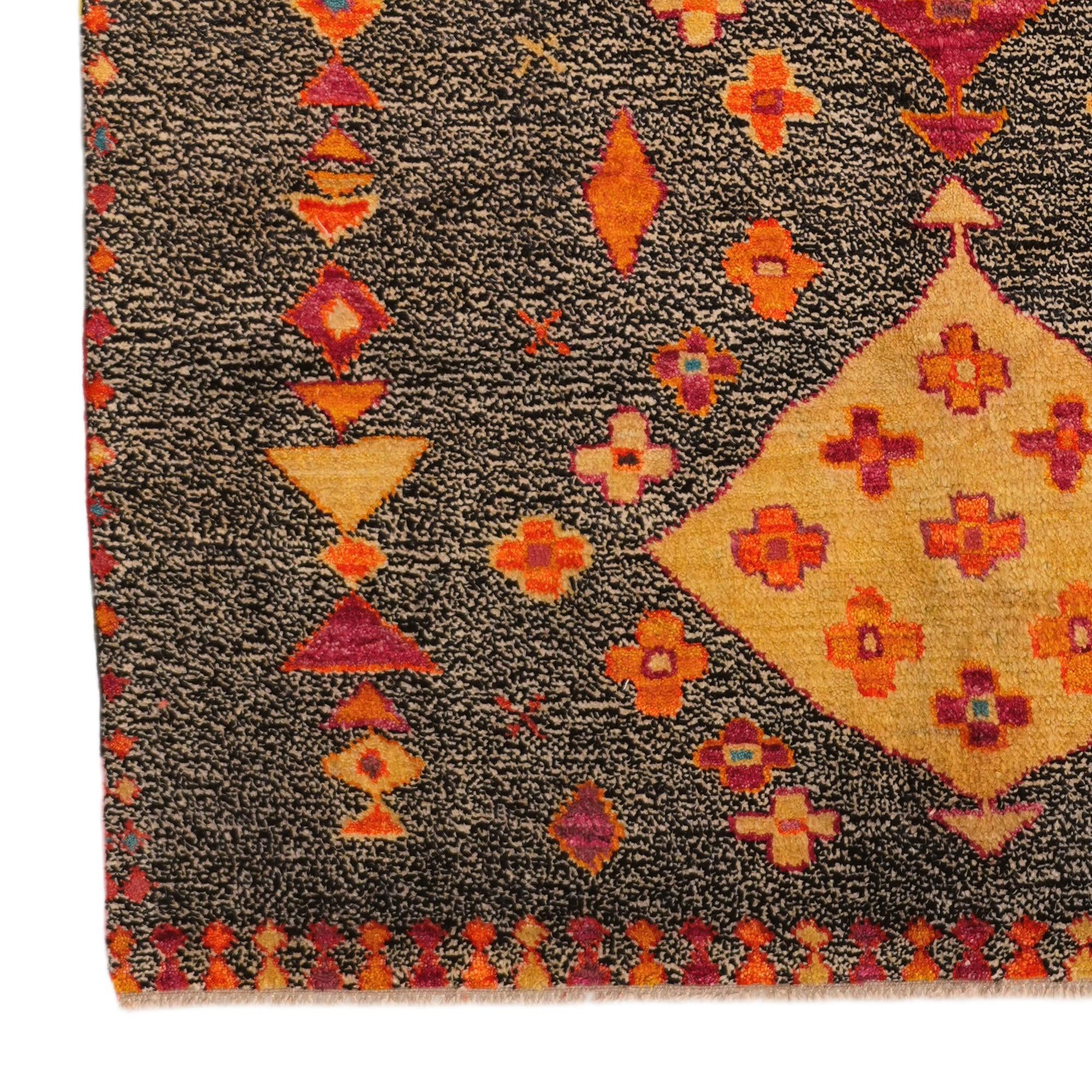 5' 9 x 8' 2 Hand Knotted Balouch Wool Rug