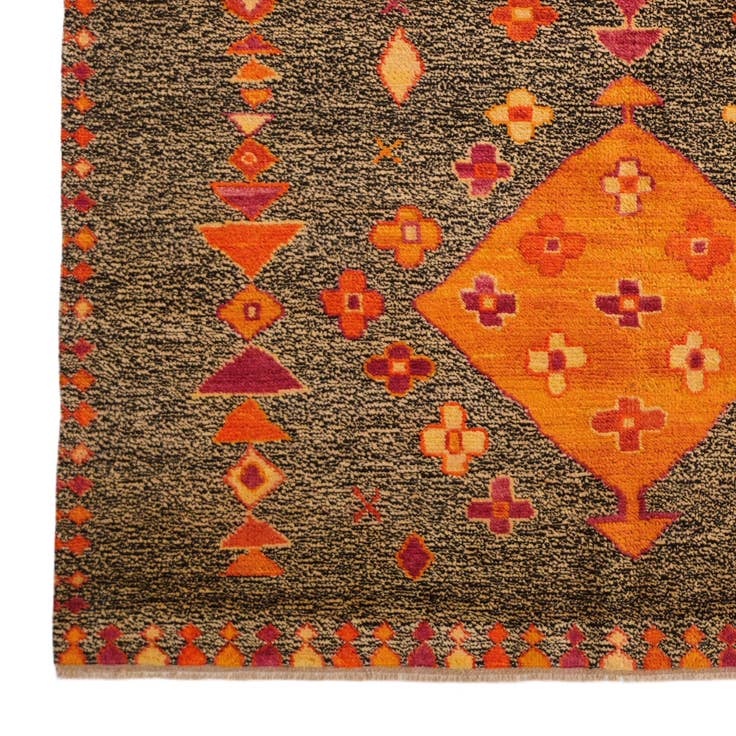 Detail image of 6' 2 x 8' Hand Knotted Balouch Wool Rug