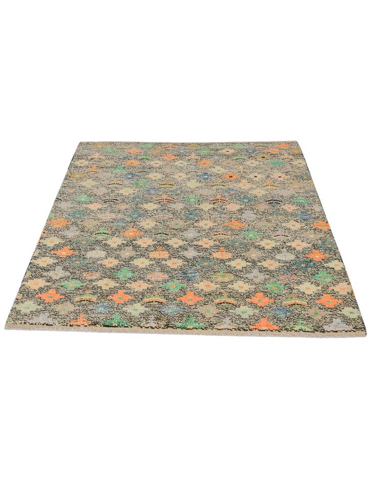 Detail image of 4' 5 x 6' Hand Knotted Balouch Wool Rug