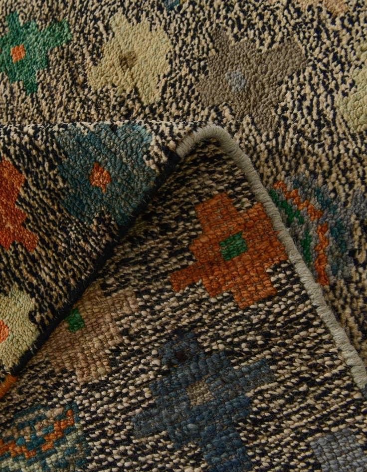 Detail image of 4' 5 x 6' Hand Knotted Balouch Wool Rug