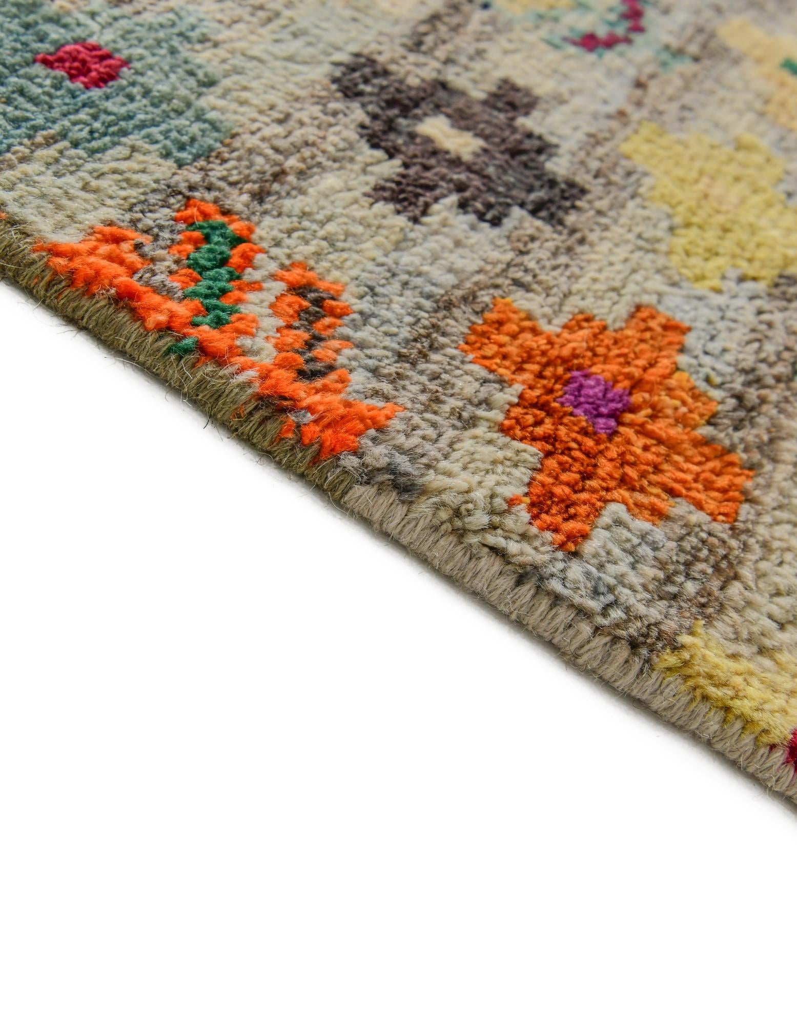 4' 5 x 6' 2 Hand Knotted Balouch Wool Rug