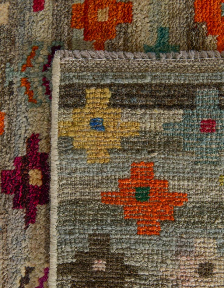 Detail image of 4' 5 x 6' 2 Hand Knotted Balouch Wool Rug