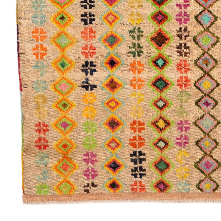 Detail image of 4' 4 x 6' 3 Hand Knotted Balouch Wool Rug