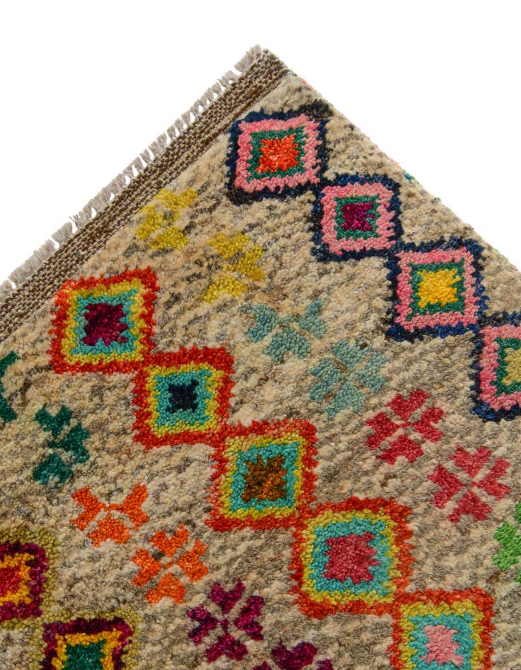 Detail image of 4' 4 x 6' 3 Hand Knotted Balouch Wool Rug