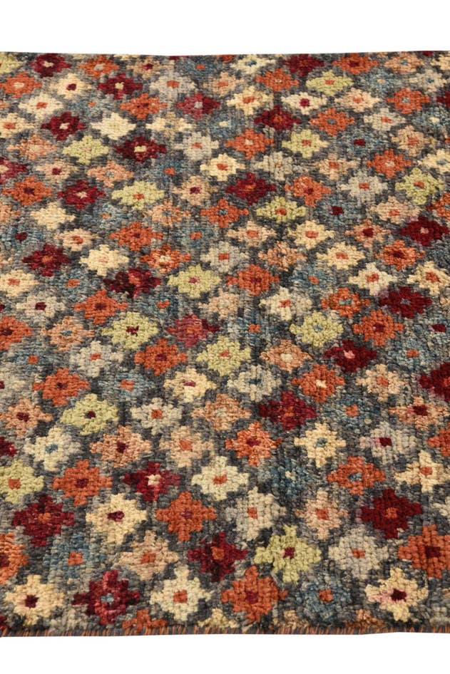 Detail image of 3' 1 x 4' 11 Hand Knotted Balouch Wool Rug