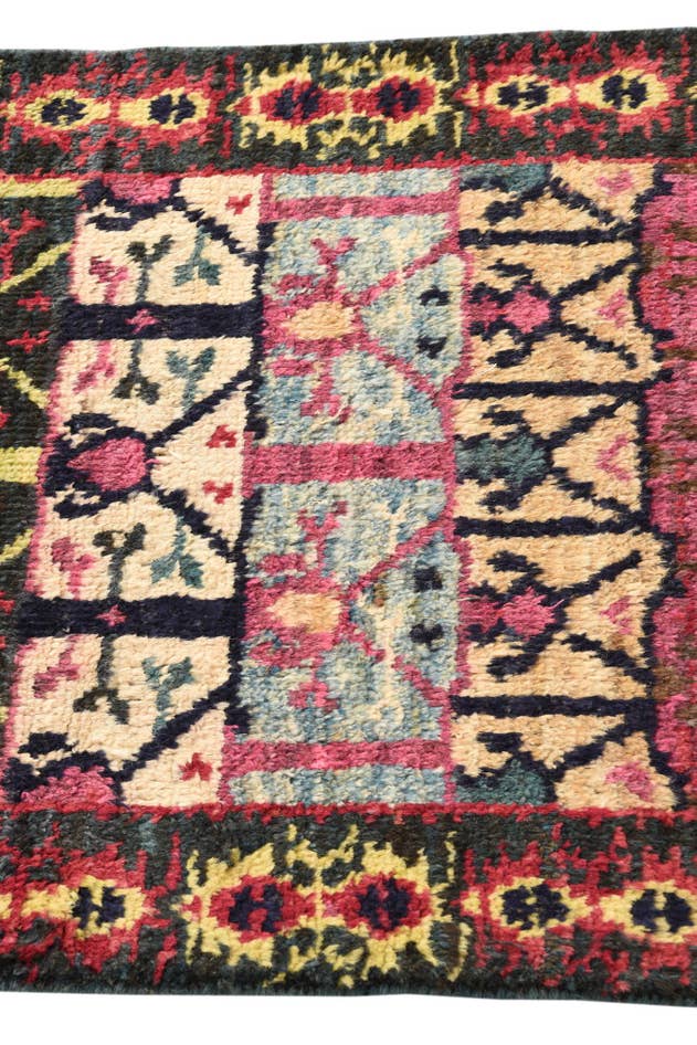 Detail image of 2' 6 x 4' 2 Hand Knotted Balouch Wool Rug