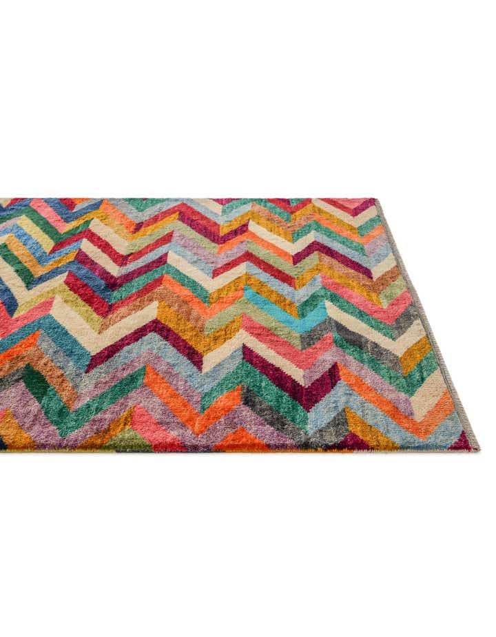 4' 2 x 6' Hand Knotted Balouch Wool Rug