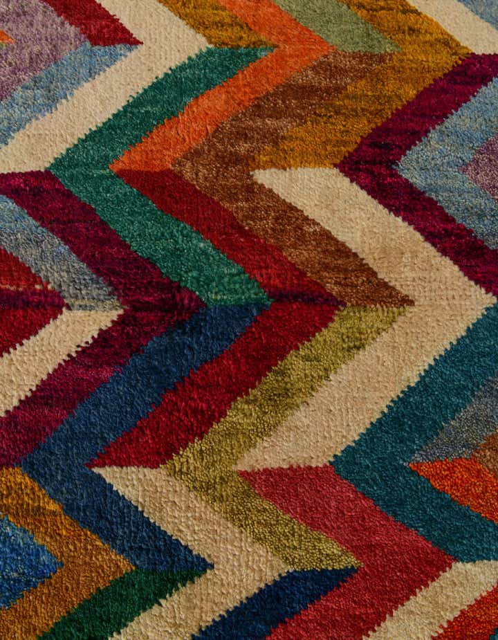 4' 2 x 6' Hand Knotted Balouch Wool Rug