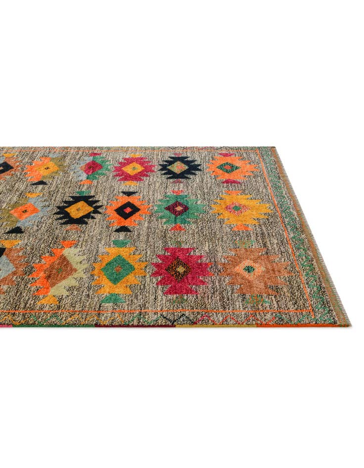 Detail image of 4' 2 x 5' 10 Hand Knotted Balouch Wool Rug