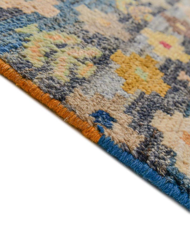 Detail image of 3' 1 x 4' 11 Hand Knotted Balouch Wool Rug