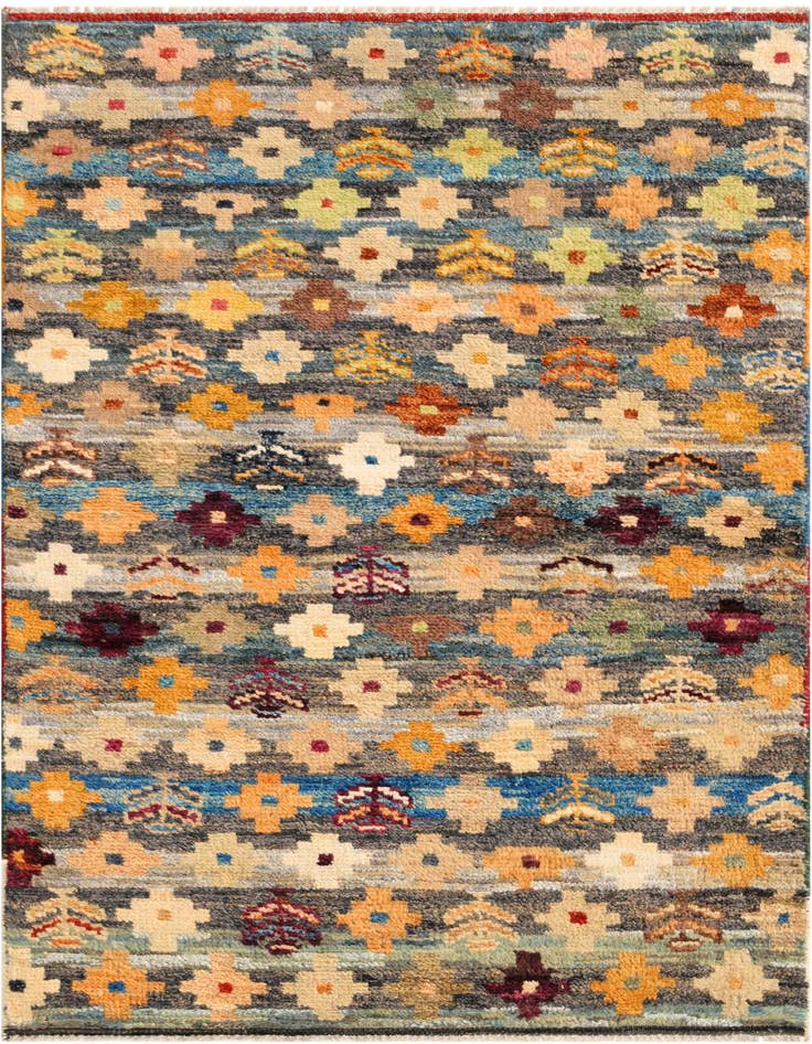 Detail image of 3' 1 x 4' 11 Hand Knotted Balouch Wool Rug