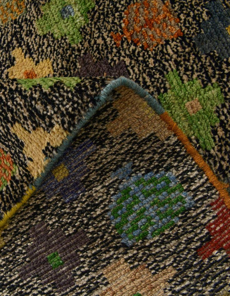 Detail image of 3' 2 x 4' 10 Hand Knotted Balouch Wool Rug