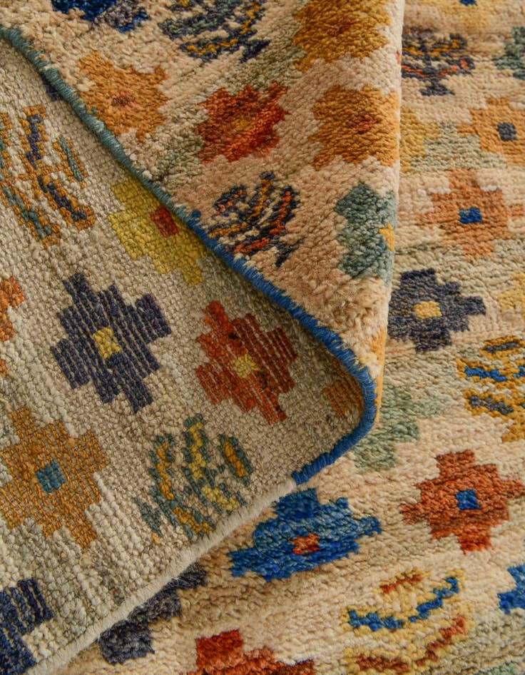 Detail image of 3' 1 x 4' 8 Hand Knotted Balouch Wool Rug