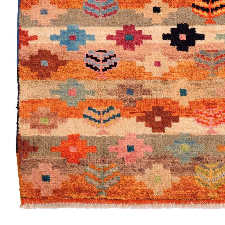 Detail image of 3' 2 x 4' 10 Hand Knotted Balouch Wool Rug