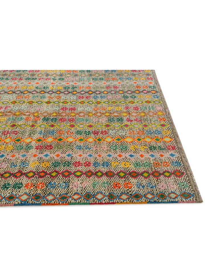 5' 10 x 8' 2 Hand Knotted Balouch Wool Rug