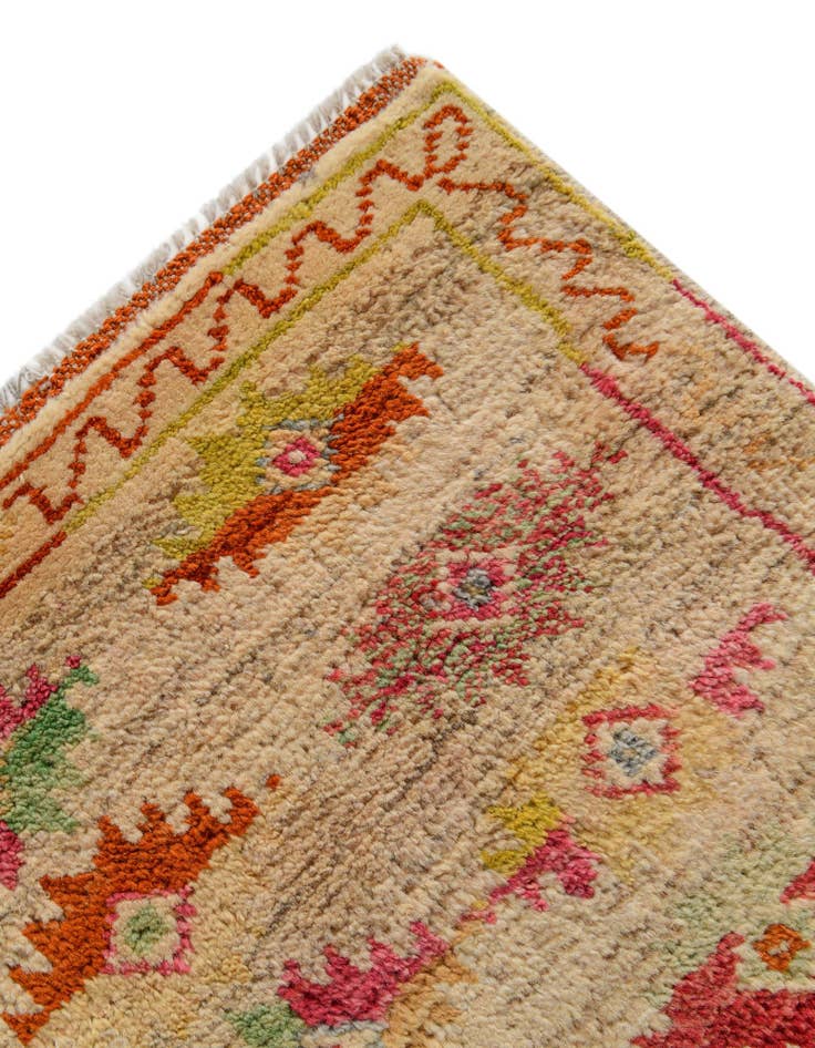 Detail image of 4' 3 x 6' 3 Hand Knotted Balouch Wool Rug