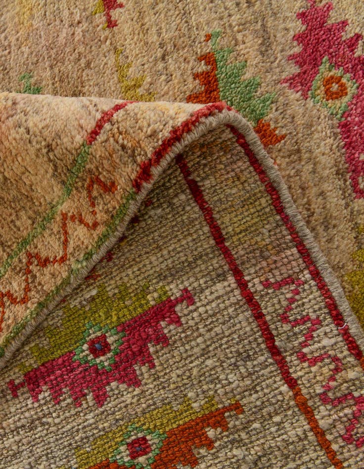 Detail image of 4' 3 x 6' 3 Hand Knotted Balouch Wool Rug
