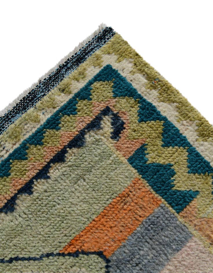 Detail image of 2' 8 x 4' Hand Woven Balouch Wool Rug