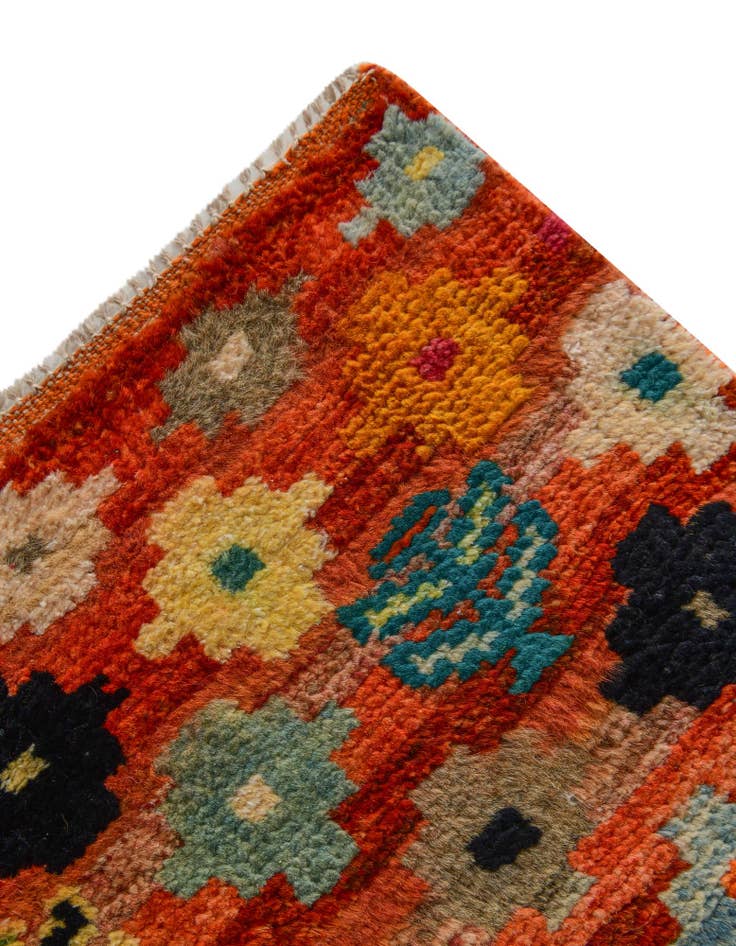 Detail image of 3' 2 x 4' 10 Hand Knotted Balouch Wool Rug