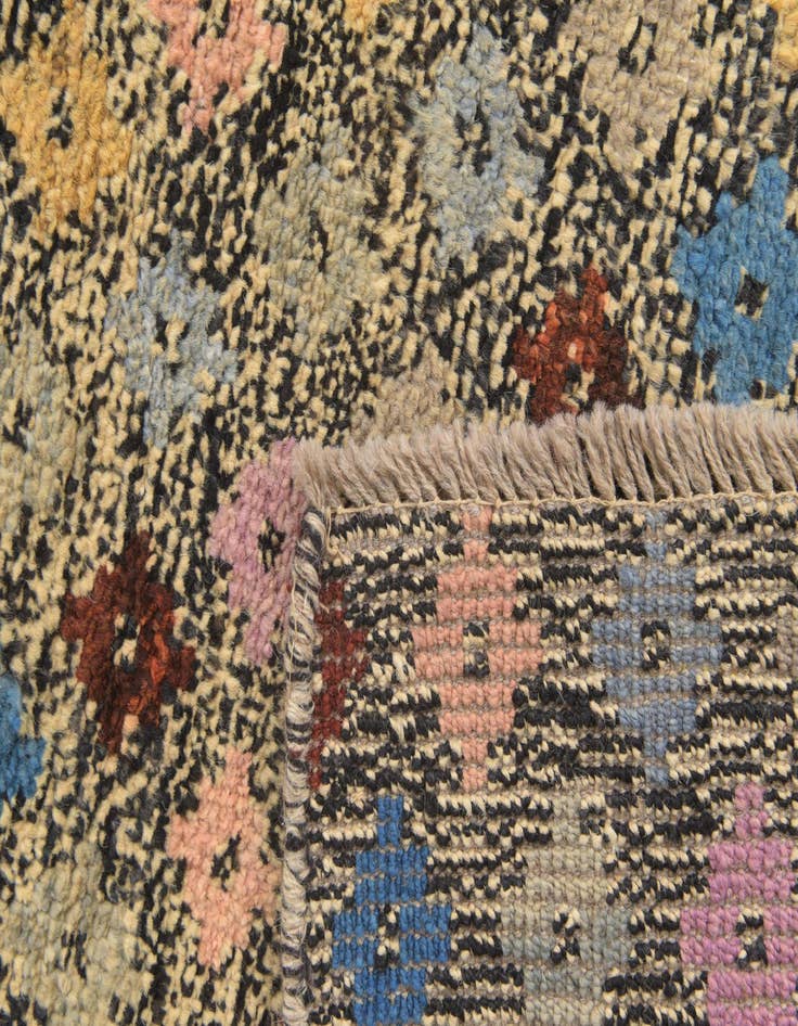 Detail image of 4' 2 x 6'  Hand Knotted Balouch Wool Rug