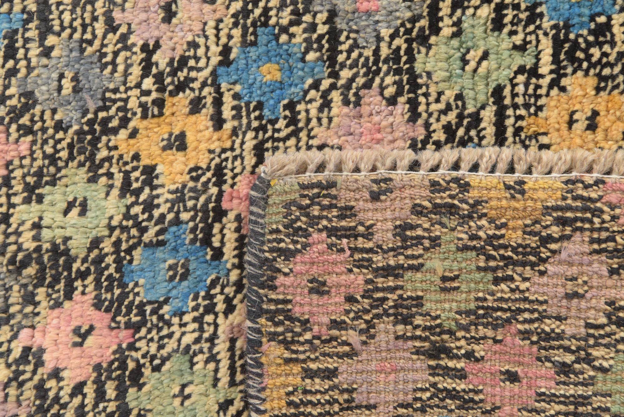 5' 6 x 8' 5 Hand Knotted Balouch Wool Rug