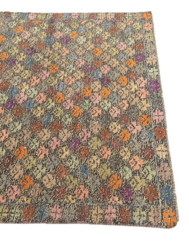 Detail image of 4' 2 x 6' 3 Hand Knotted Balouch Wool Rug