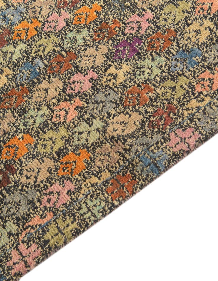 Detail image of 4' 2 x 6' 3 Hand Knotted Balouch Wool Rug