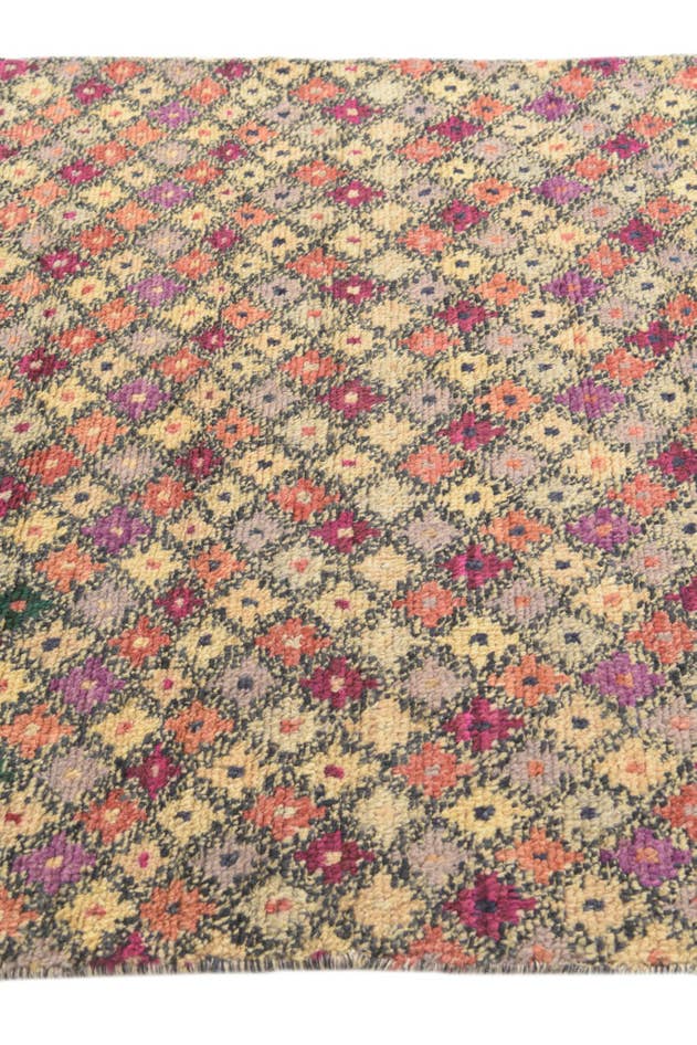 Detail image of 4' 3 x 6' 4 Hand Knotted Balouch Wool Rug