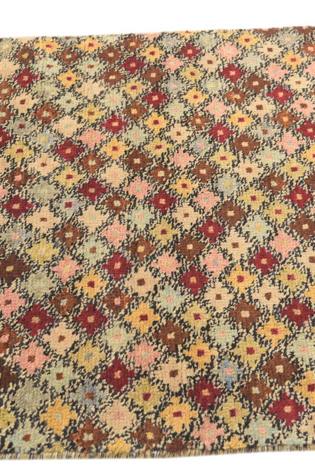 Detail image of 2' 10 x 5' 4 Hand Knotted Balouch Wool Rug