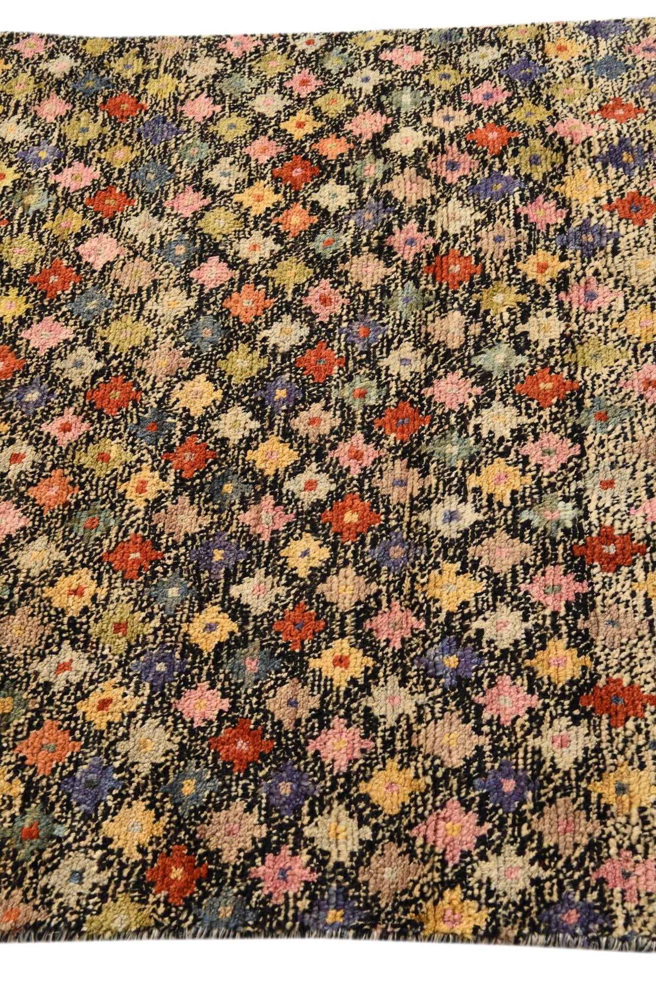 4' x 6' 1 Hand Knotted Balouch Wool Rug