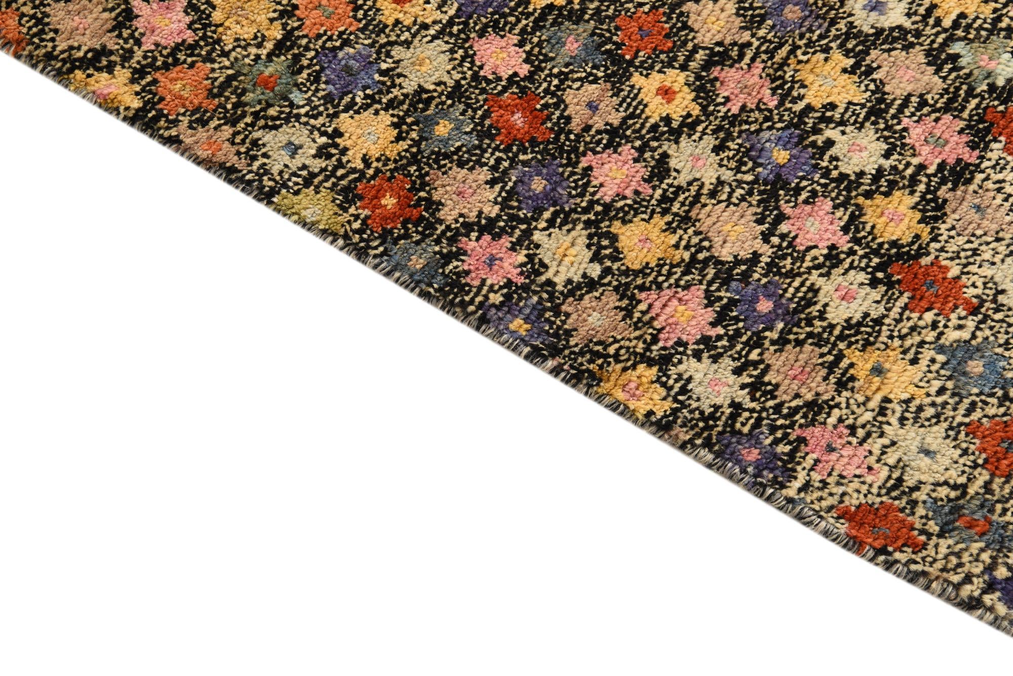4' x 6' 1 Hand Knotted Balouch Wool Rug