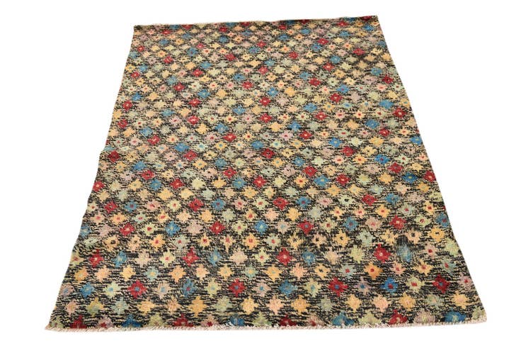 Detail image of 4' x 5' 8 Hand Knotted Balouch Wool Rug